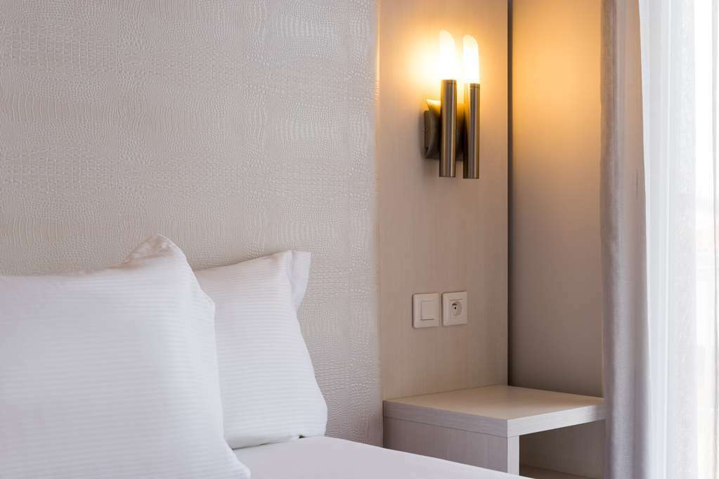 Hotel The Originals Perpignan Sud Le Grillon D'Or เลอบูลู ห้อง รูปภาพ