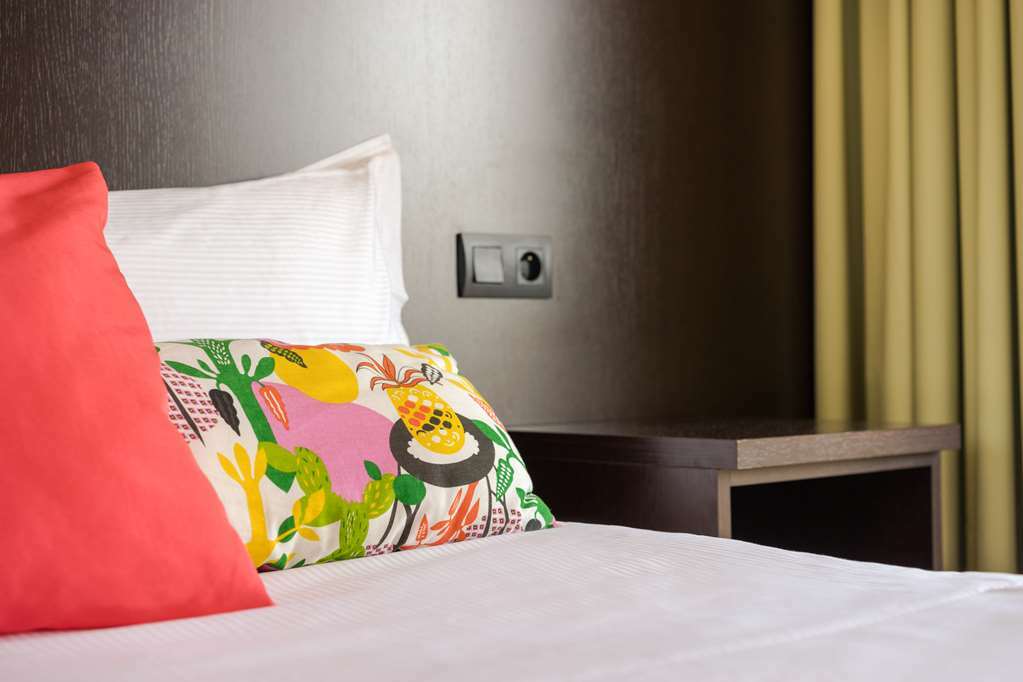 Hotel The Originals Perpignan Sud Le Grillon D'Or เลอบูลู ห้อง รูปภาพ